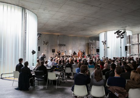 Venue 9